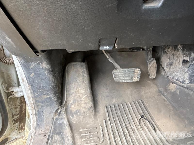 Chevrolet Silverado 2500 LT 4x4 Crew Cab Pickup Drugi