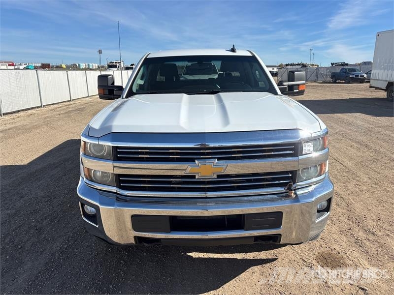 Chevrolet Silverado 2500 HD LT 4x4 Extended Cab Pickup Ostalo
