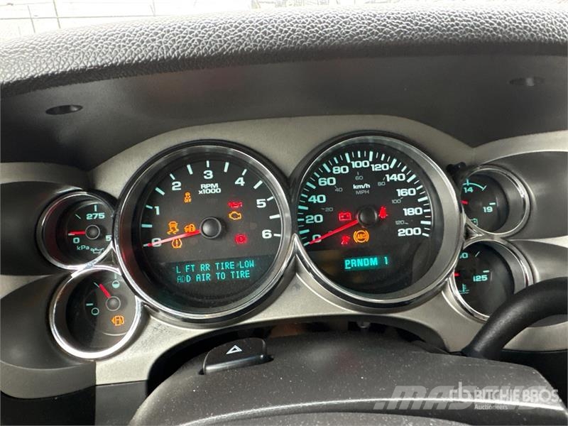 Chevrolet Silverado 2500HD LT 4x4 Crew Cab Snow Plow Truck Municipal/vehicul cu uz general