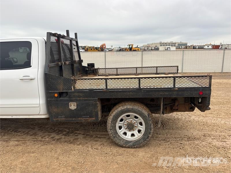 Chevrolet Silverado 2500HD Camiones plataforma