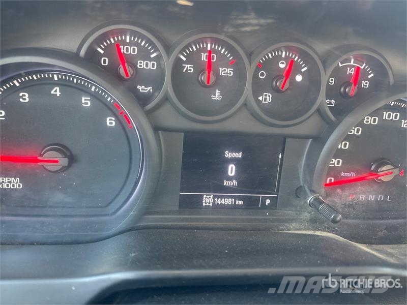 Chevrolet Silverado 2500HD 4x4 Crew Cab Pickup Други