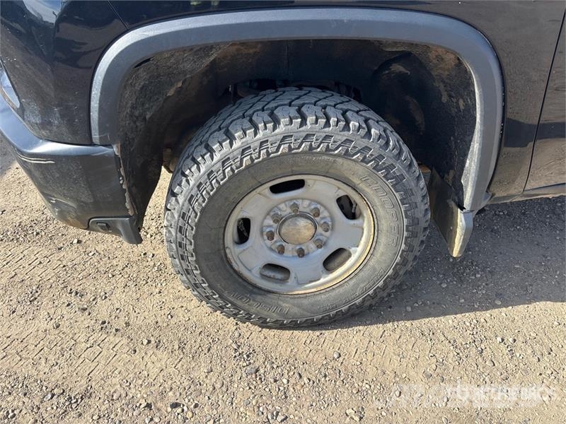 Chevrolet Silverado 2500HD 4x4 Crew Cab Pickup Други