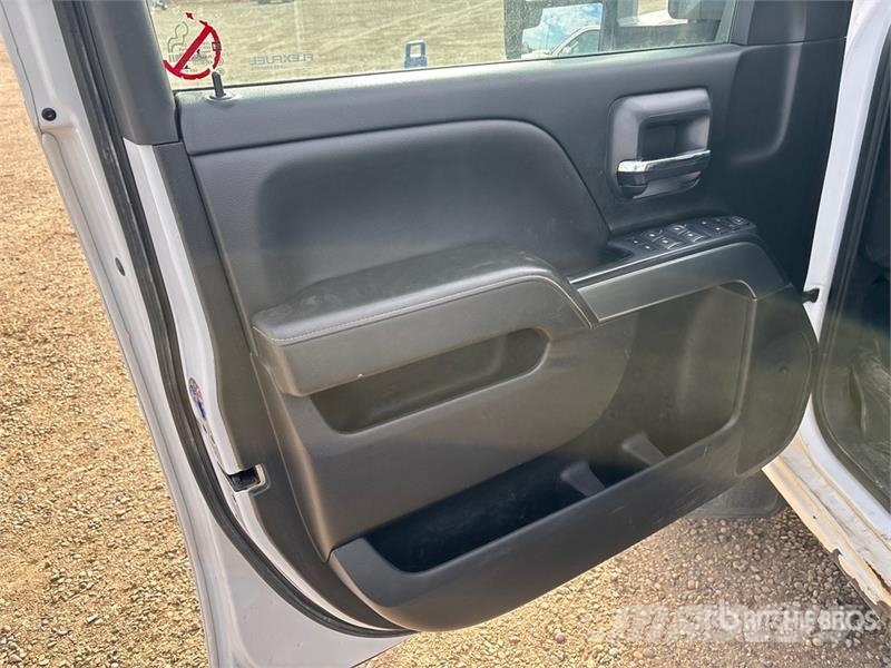 Chevrolet Silverado 3500HD 4x4 Crew Cab Pickup Citi