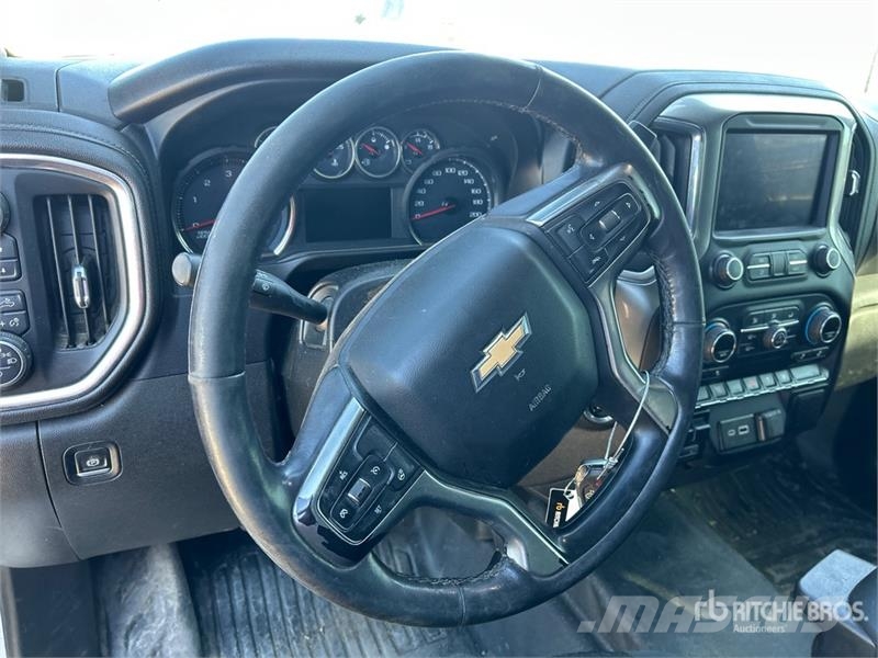 Chevrolet Silverado 3500 LT 4x4 Extended Cab Pickup Прочие фургоны