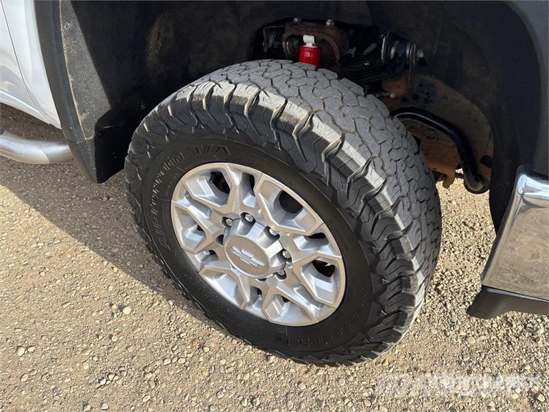 Chevrolet Silverado 3500HD 4x4 Crew Cab Pickup Citi