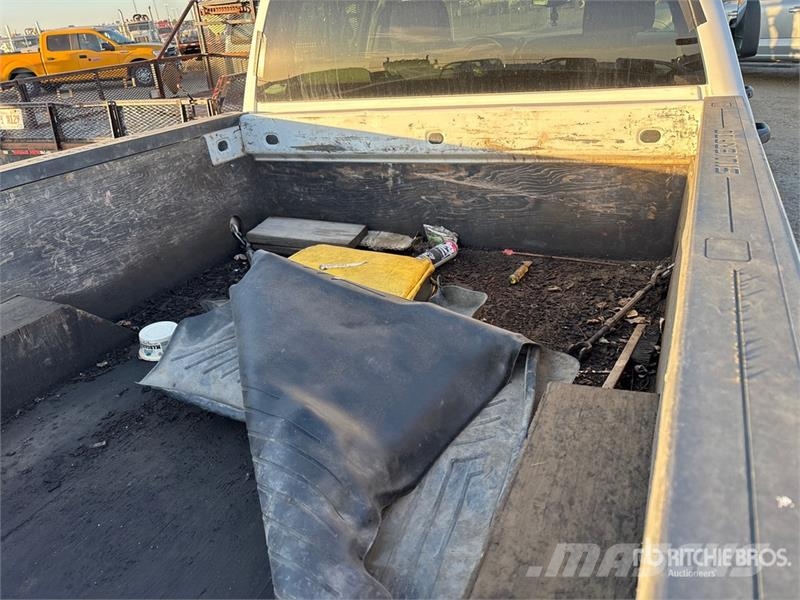 Chevrolet Silverado 3500HD 4x4 Crew Cab Pickup Anders