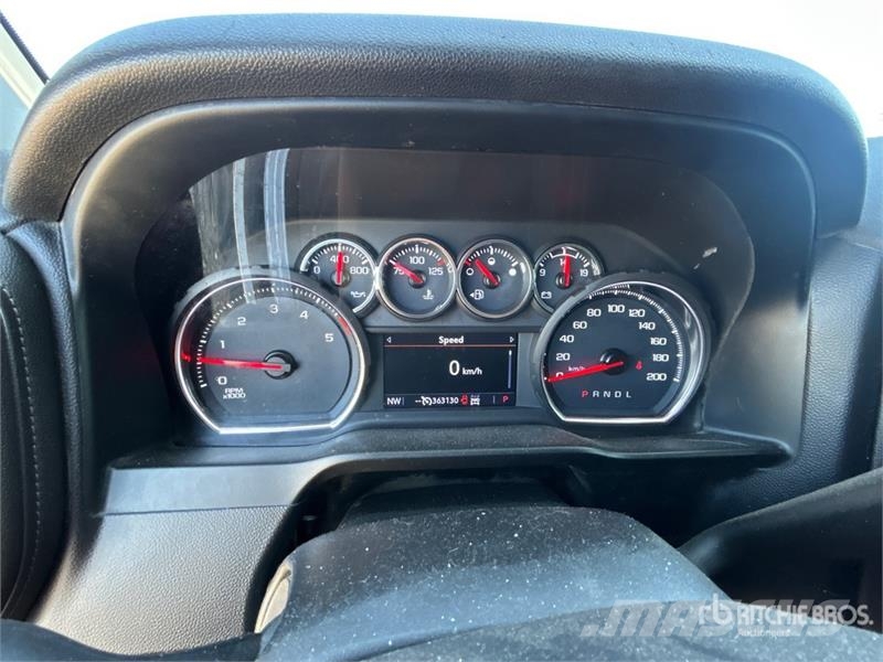 Chevrolet Silverado 3500 LT 4x4 Extended Cab Pickup Прочие фургоны
