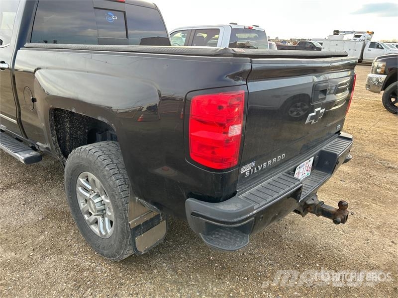 Chevrolet Silverado 3500HD Z71 4x4 Crew Cab Pickup أخرى