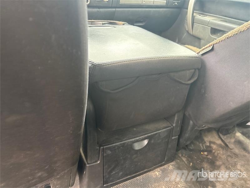 Chevrolet Silverado 3500HD Platformos/ Pakrovimas iš šono