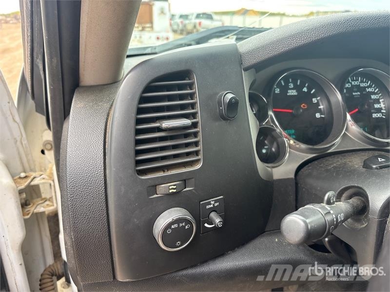 Chevrolet Silverado 3500HD Platformos/ Pakrovimas iš šono