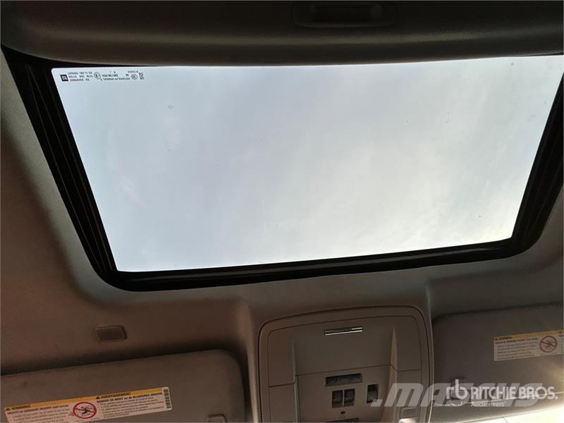 Chevrolet Silverado 3500HD Z71 4x4 Crew Cab Pickup أخرى
