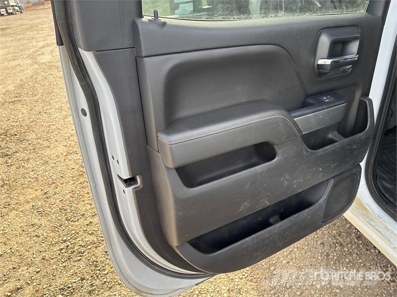 Chevrolet Silverado 3500HD 4x4 Crew Cab Pickup Citi