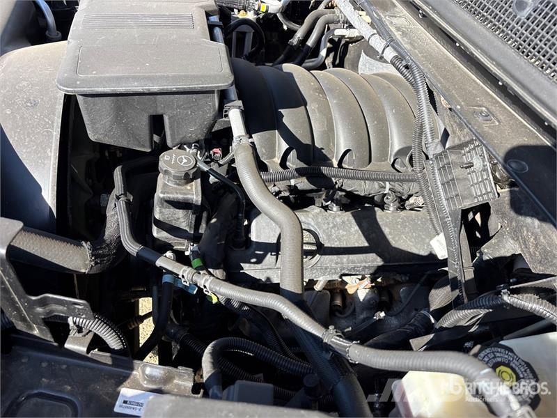 Chevrolet Silverado 3500HD 4x4 Crew Cab Pickup Övriga bilar