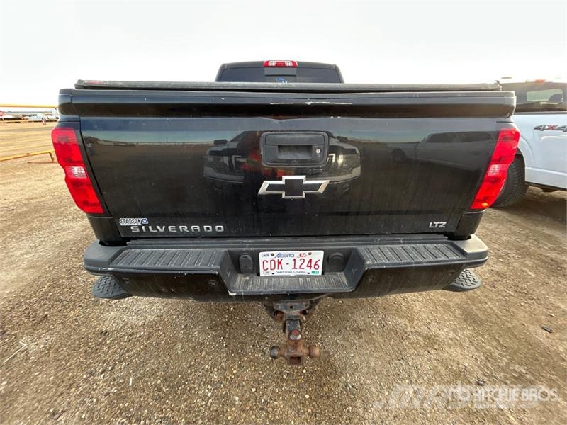 Chevrolet Silverado 3500HD Z71 4x4 Crew Cab Pickup أخرى