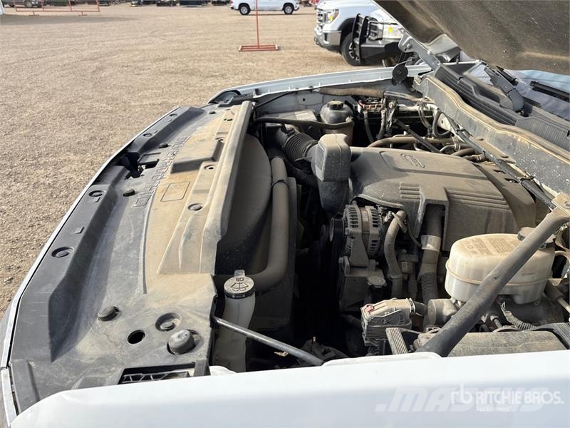 Chevrolet Silverado 3500HD 4x4 Crew Cab Pickup Citi