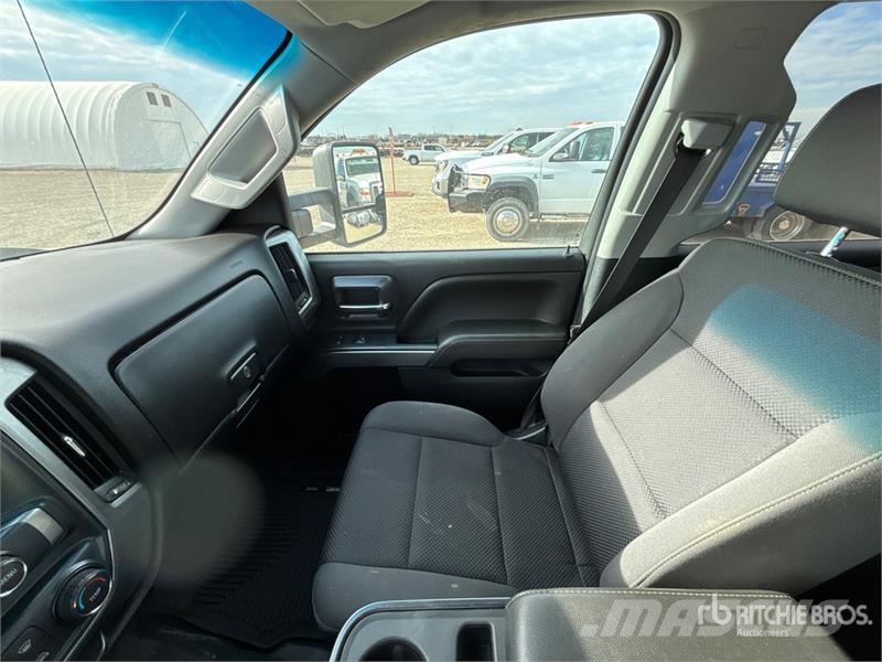 Chevrolet Silverado 3500HD 4x4 Crew Cab Pickup Citi