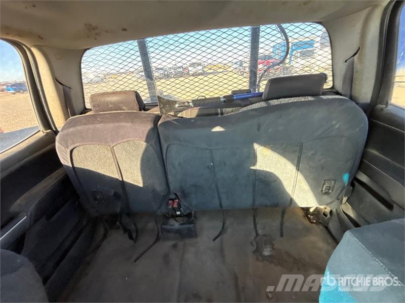 Chevrolet Silverado 3500HD Вантажівки-платформи/бокове розвантаження