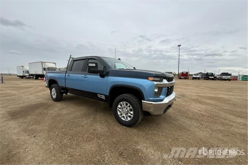 Chevrolet Silverado 3500HD LT 4x4 Crew Cab Pickup Övriga bilar