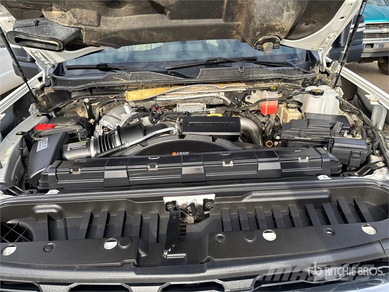 Chevrolet Silverado 3500HD 4x4 Crew Cab Pickup Citi