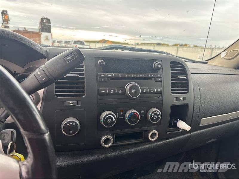 Chevrolet Silverado 3500HD Platformos/ Pakrovimas iš šono