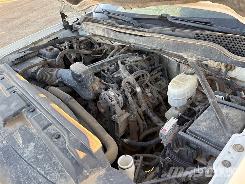 Chevrolet Silverado 3500HD 4x4 Crew Cab Pickup Anders