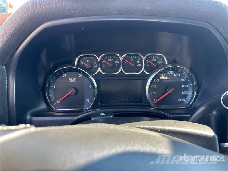Chevrolet Silverado 3500HD Camiones plataforma