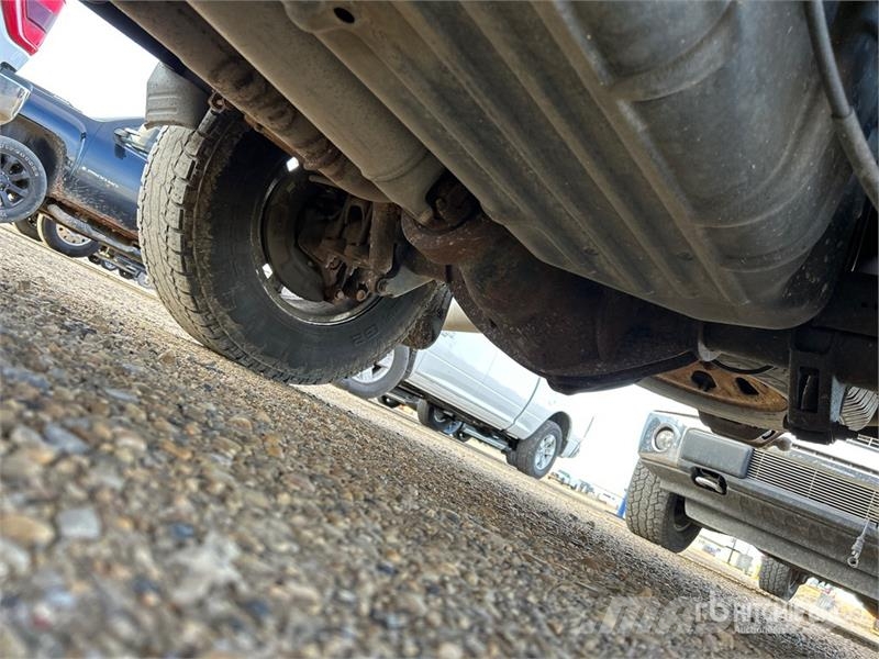 Chevrolet Silverado 3500HD Z71 4x4 Crew Cab Pickup أخرى