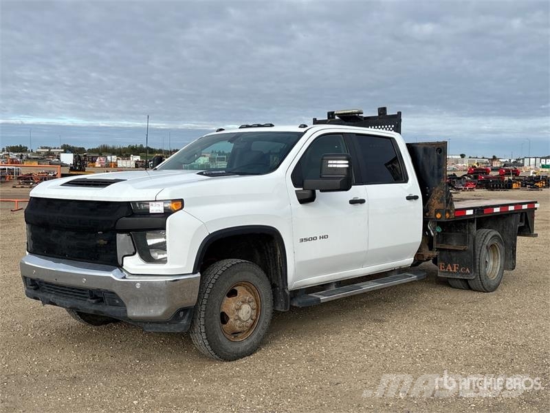 Chevrolet Silverado 3500HD Plošinové nákladné automobily/nákladné automobily so sklápacími bočnicami