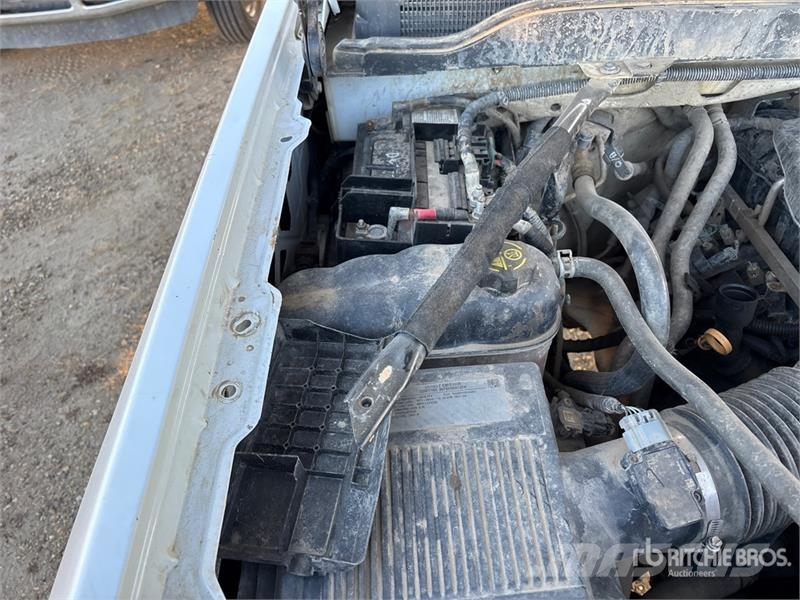 Chevrolet Silverado 3500HD 4x4 Crew Cab Pickup Anders