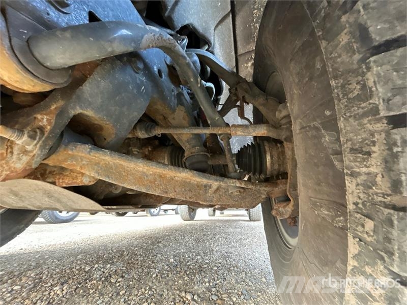 Chevrolet Silverado 3500HD Z71 4x4 Crew Cab Pickup أخرى
