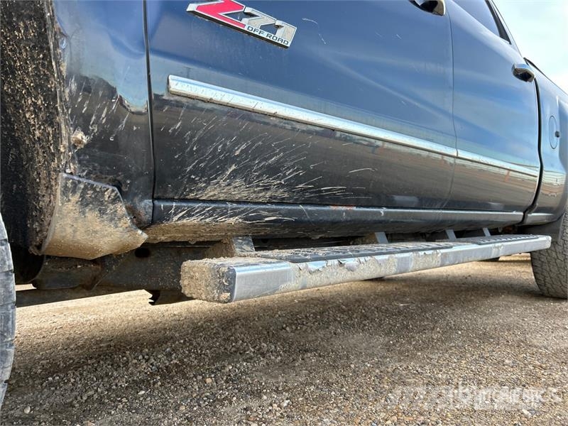 Chevrolet Silverado 3500HD Z71 4x4 Crew Cab Pickup أخرى