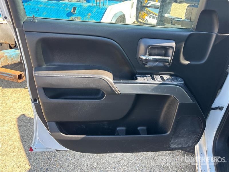 Chevrolet Silverado 3500HD Camiones plataforma