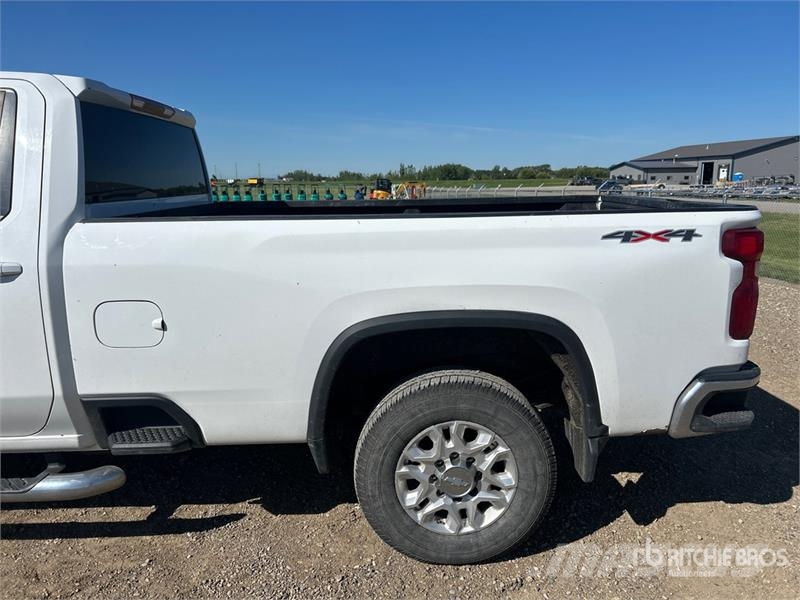 Chevrolet Silverado 3500 LT 4x4 Extended Cab Pickup Прочие фургоны