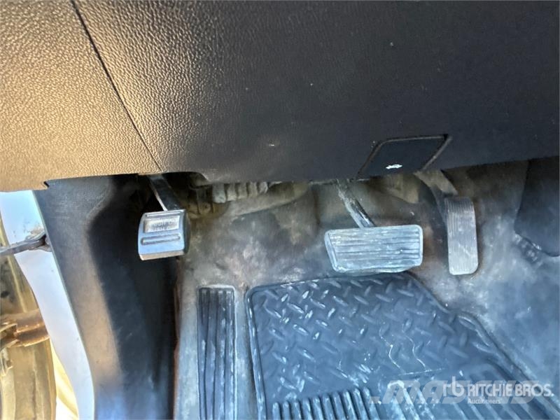 Chevrolet Silverado 3500HD LT 4x4 Crew Cab Pickup Ostalo