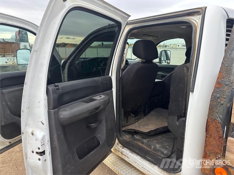 Chevrolet Silverado 3500HD Platformos/ Pakrovimas iš šono