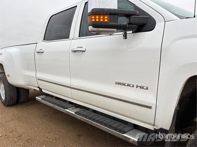 Chevrolet Silverado 3500HD Drugi