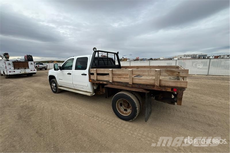 Chevrolet Silverado 3500HD Platformos/ Pakrovimas iš šono