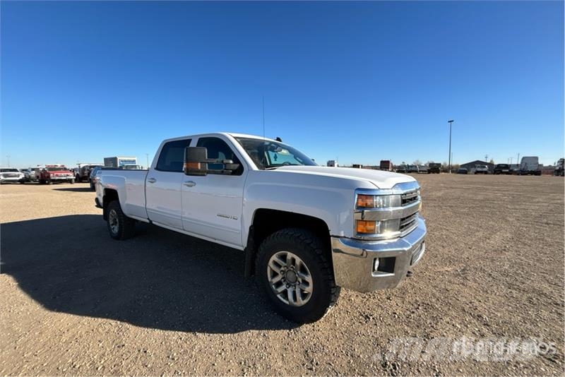 Chevrolet Silverado 3500HD LT 4x4 Crew Cab Pickup Ostalo