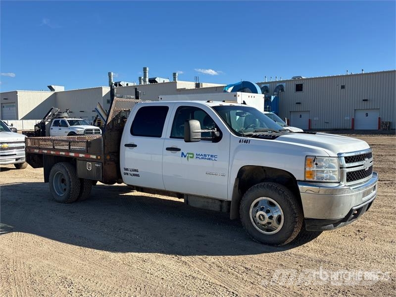 Chevrolet Silverado 3500HD Platformas/izkraušana no sāniem
