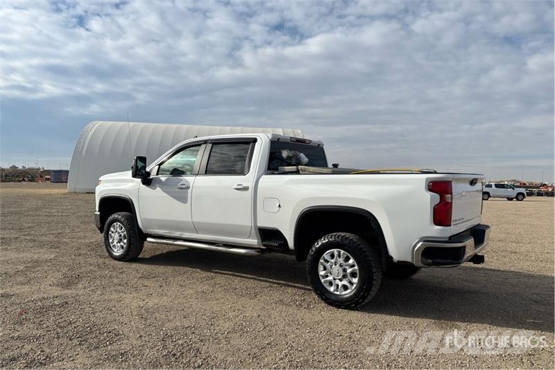 Chevrolet Silverado 3500HD 4x4 Crew Cab Pickup Citi