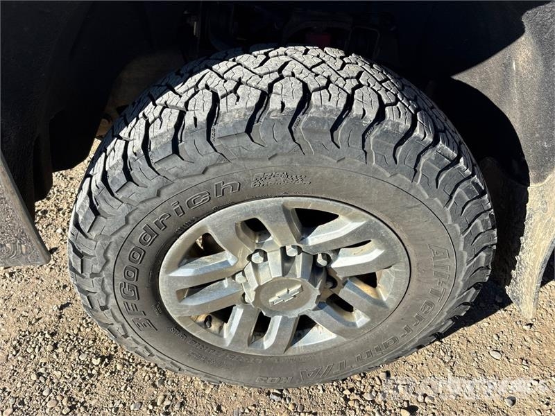 Chevrolet Silverado 3500HD LT 4x4 Crew Cab Pickup Ostalo