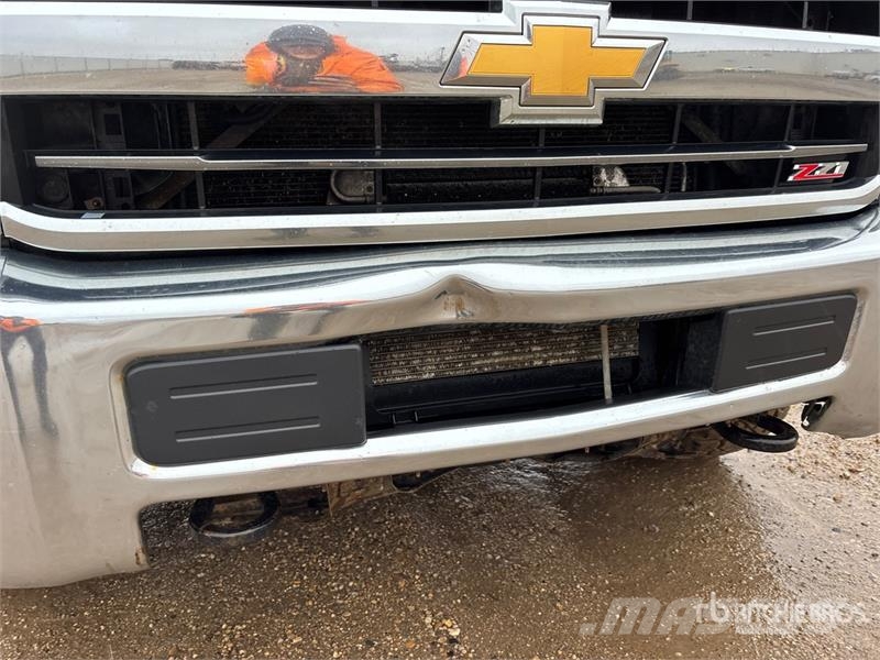 Chevrolet Silverado 3500HD Camiones plataforma