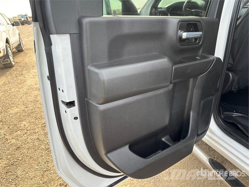 Chevrolet Silverado 3500HD 4x4 Crew Cab Pickup Citi