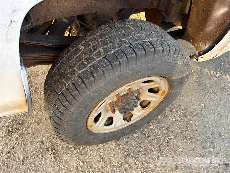 Chevrolet Silverado 3500HD 4x4 Crew Cab Pickup Anders