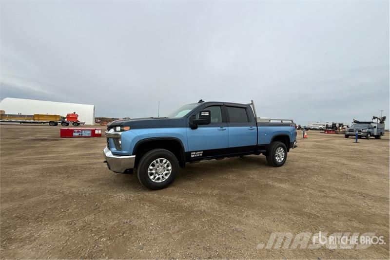 Chevrolet Silverado 3500HD LT 4x4 Crew Cab Pickup Övriga bilar