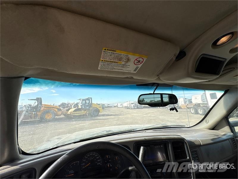Chevrolet SILVERADO 3500 4x4 Crew Cab Pickup Citi