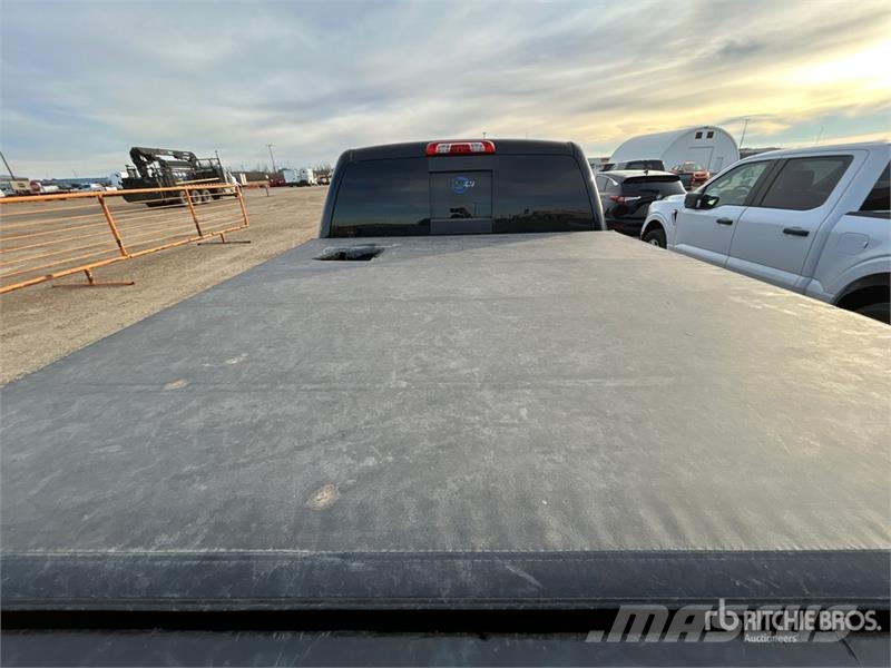 Chevrolet Silverado 3500HD Z71 4x4 Crew Cab Pickup أخرى