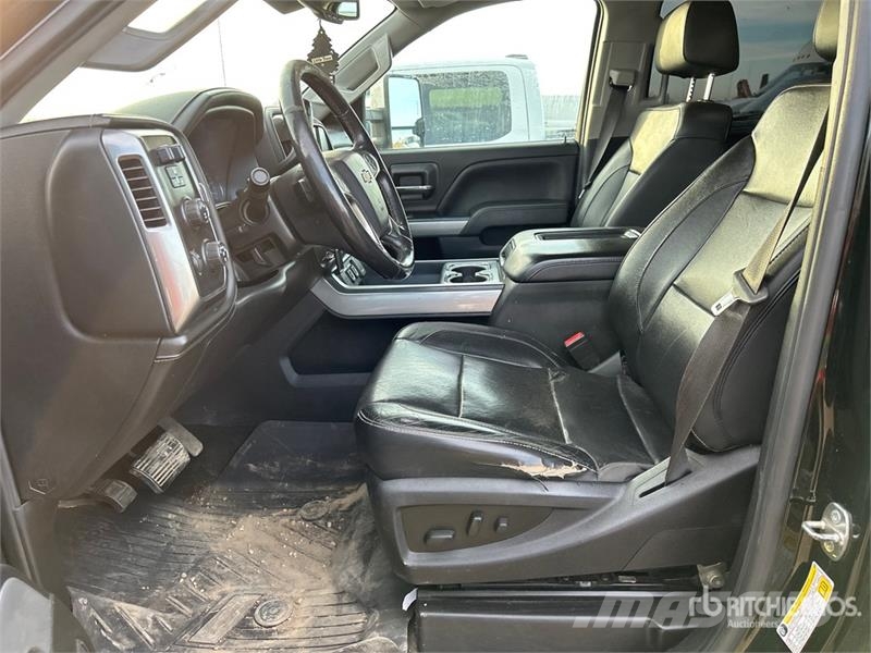Chevrolet Silverado 3500HD Z71 4x4 Crew Cab Pickup أخرى
