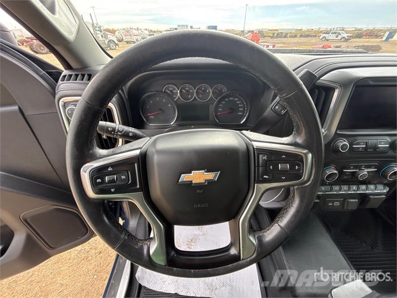 Chevrolet Silverado 3500HD LT 4x4 Crew Cab Pickup Övriga bilar