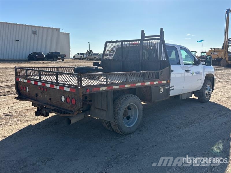 Chevrolet Silverado 3500HD Platformas/izkraušana no sāniem